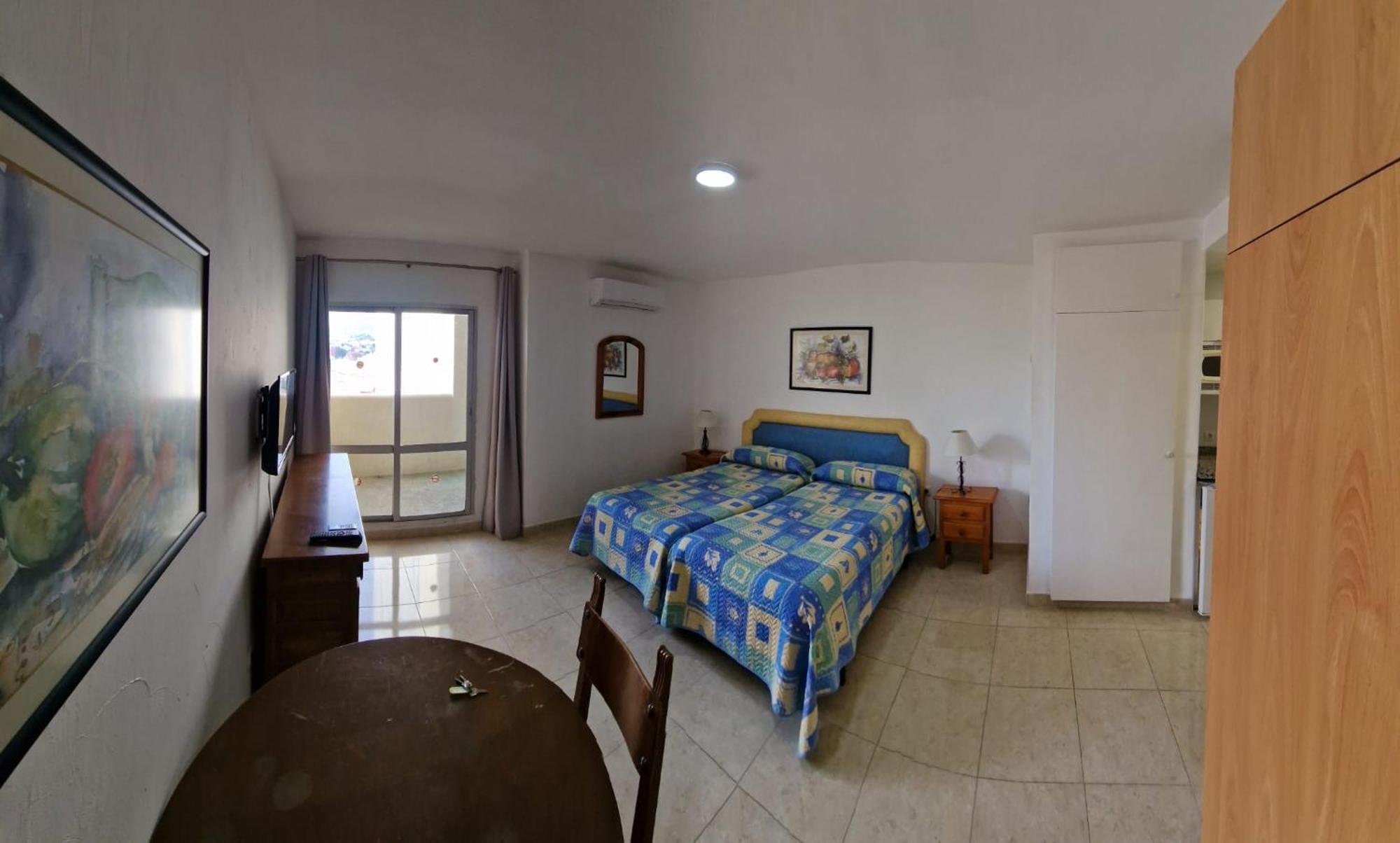 BenalBeach Yasmine Apartment Benalmadena Bagian luar foto