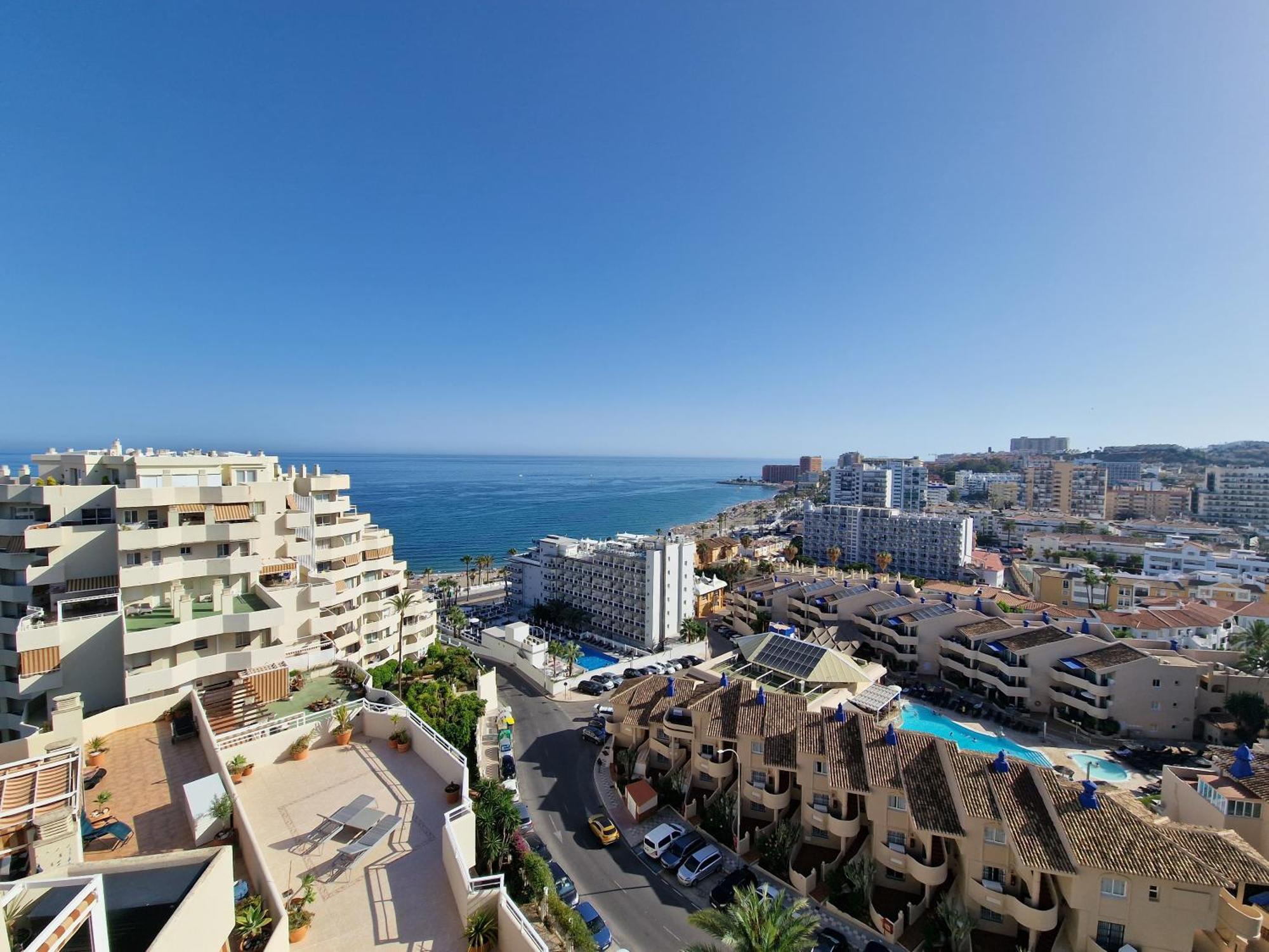 BenalBeach Yasmine Apartment Benalmadena Bagian luar foto