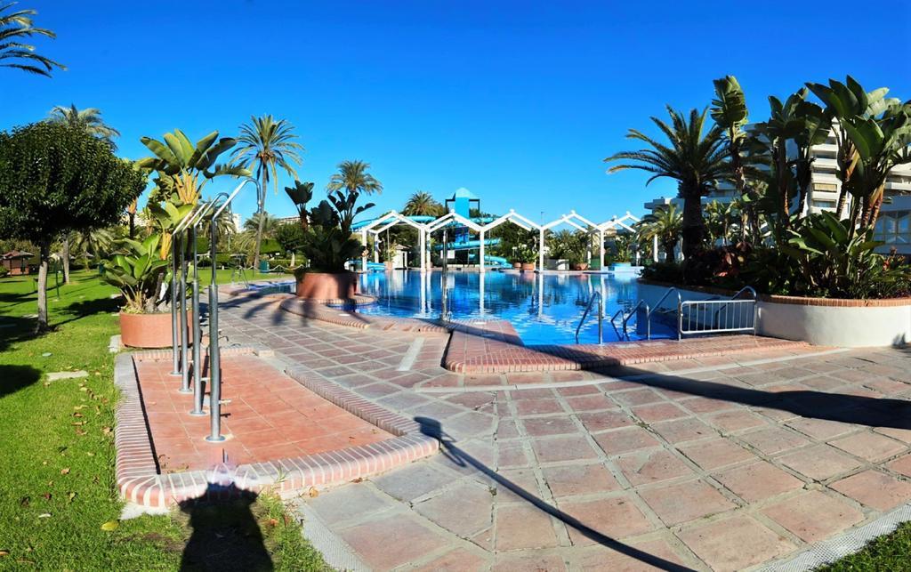 BenalBeach Yasmine Apartment Benalmadena Bagian luar foto